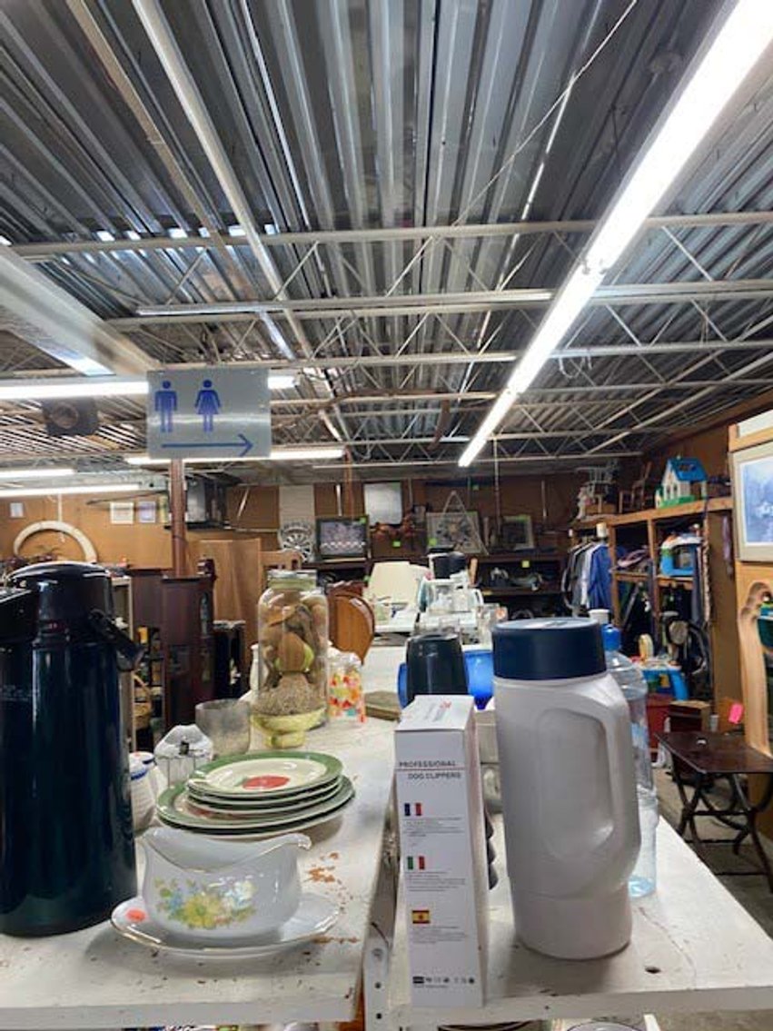 Image for Round 2: New and Nearly New Thrift Shop Retirement Auction Events - LIVE AUCTION