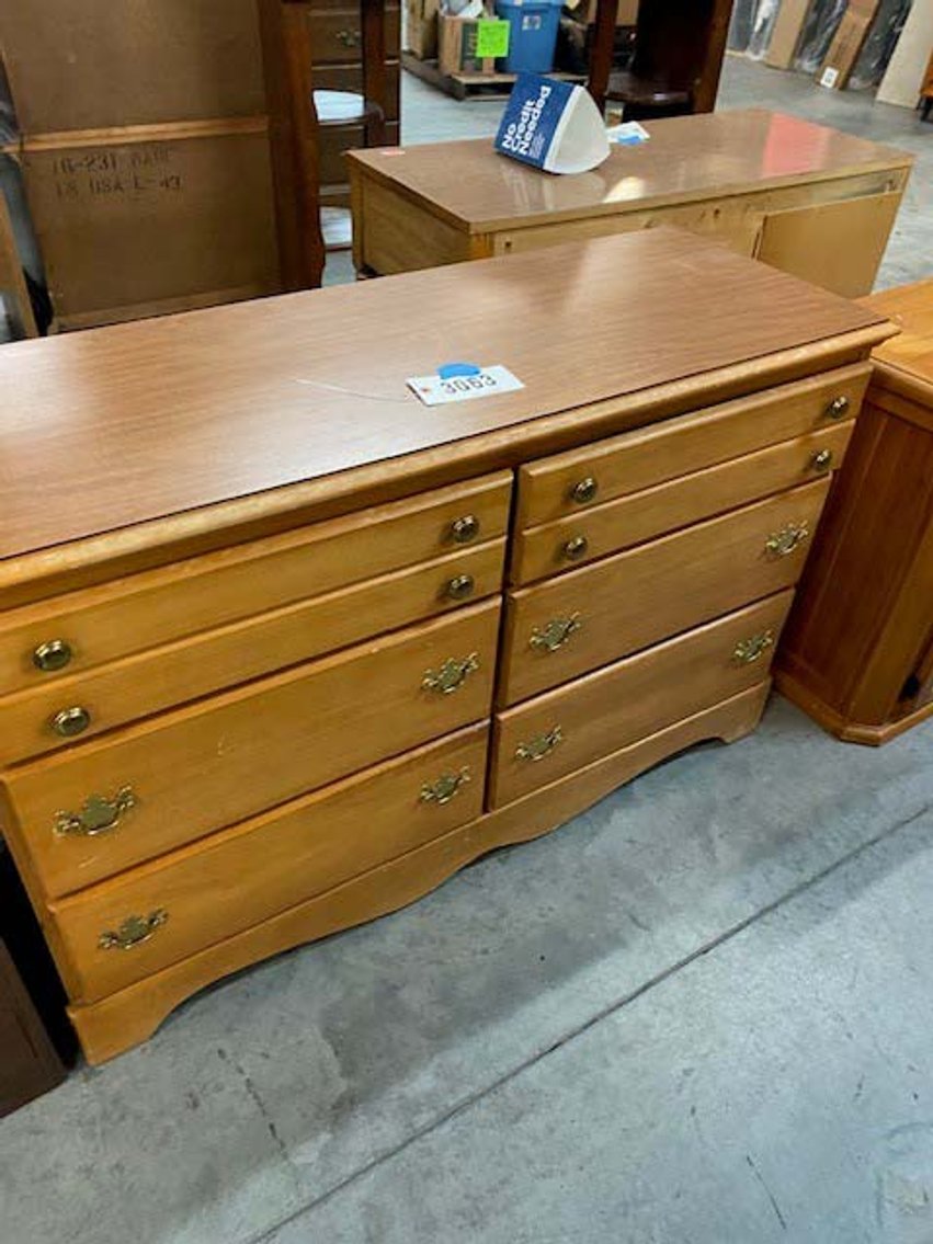 Image for Round 2: New and Nearly New Thrift Shop Retirement Auction Events - LIVE AUCTION