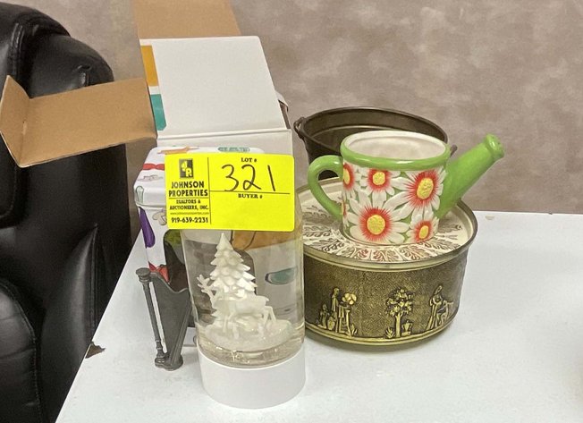 Image for Online Only Personal Property a Sewing Lovers Dream!