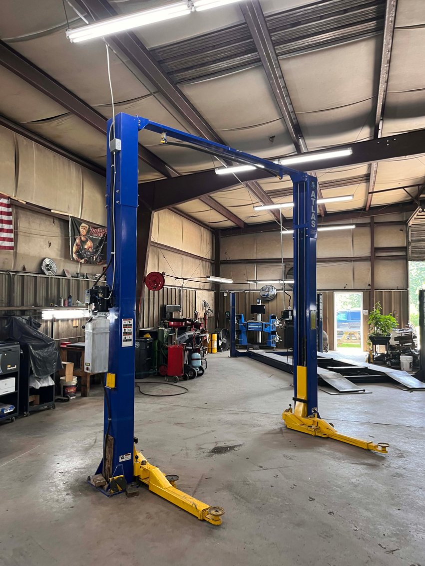 Image for Boyd's Automotive in Sanford Retirement Auction!