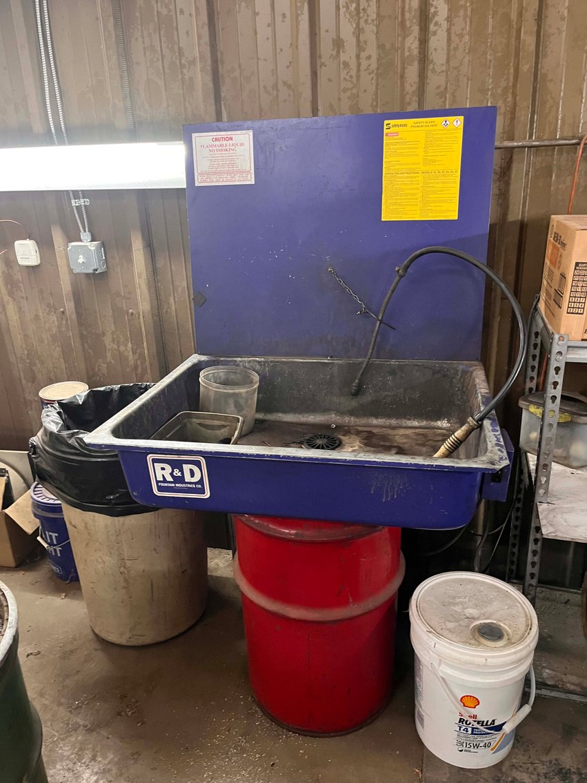 Image for Boyd's Automotive in Sanford Retirement Auction!