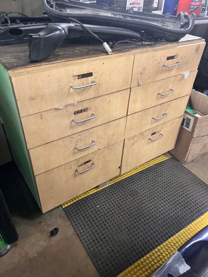 Image for Boyd's Automotive in Sanford Retirement Auction!