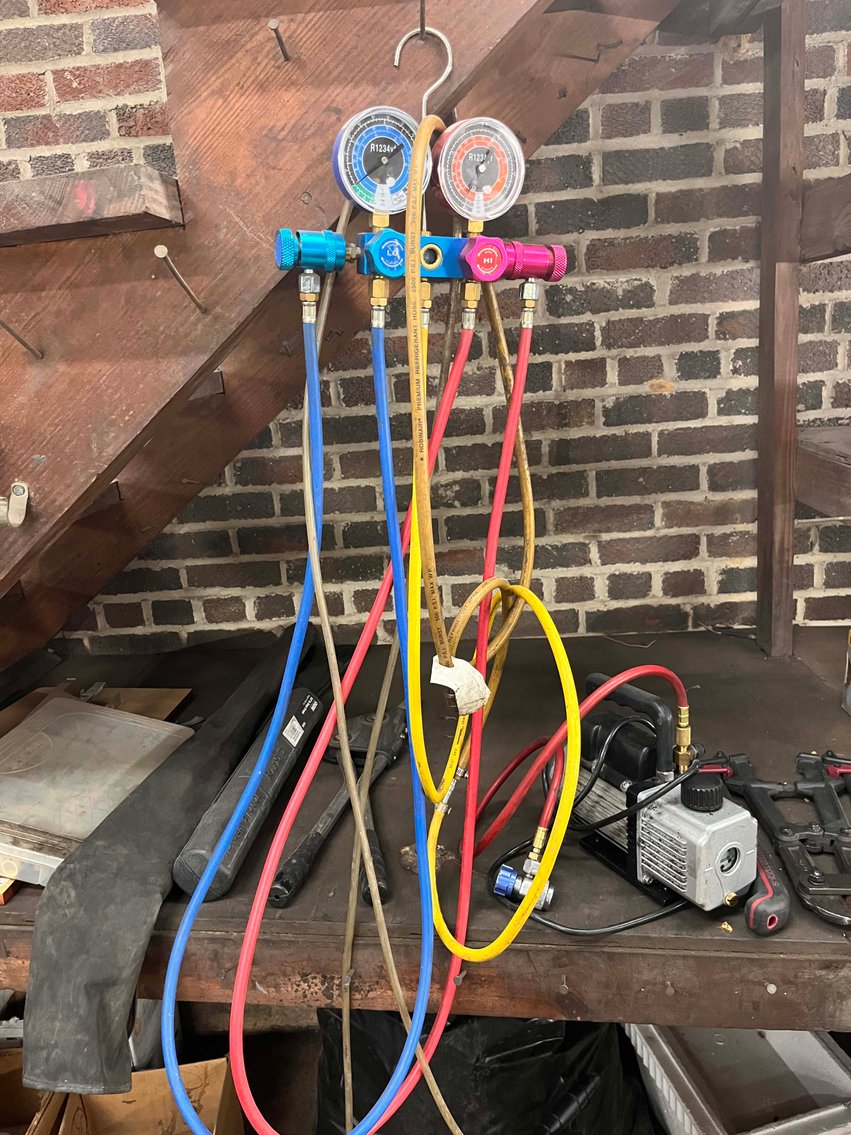 Image for Boyd's Automotive in Sanford Retirement Auction!