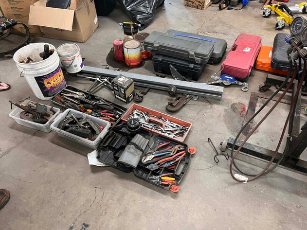 Image for Boyd's Automotive in Sanford Retirement Auction!