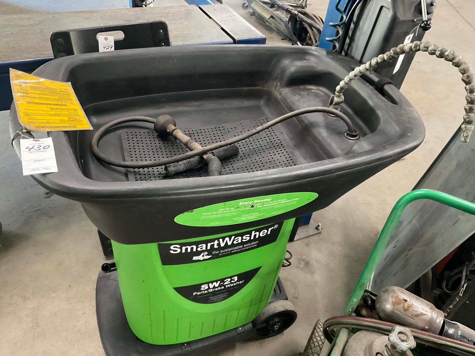 Image for Boyd's Automotive in Sanford Retirement Auction!