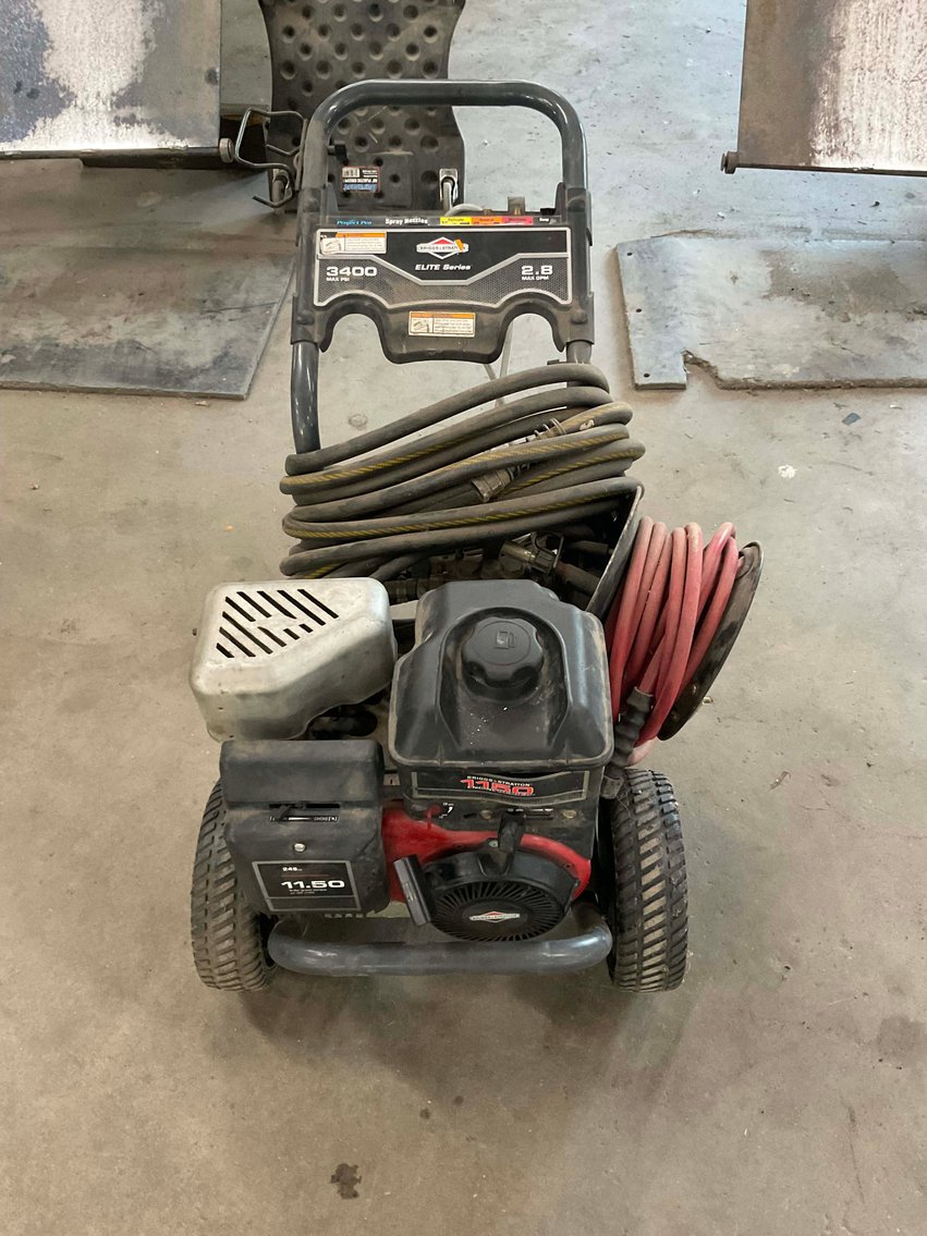 Image for Boyd's Automotive in Sanford Retirement Auction!