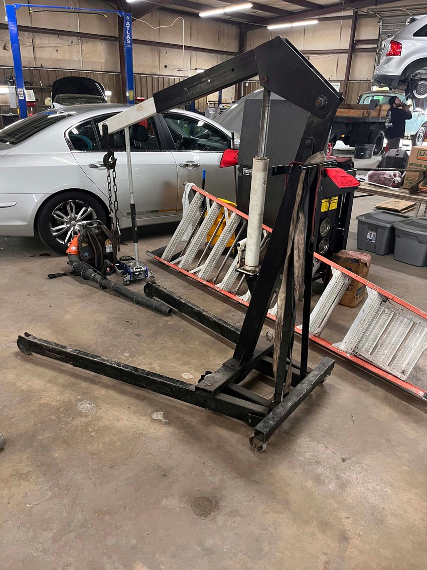 Image for Boyd's Automotive in Sanford Retirement Auction!