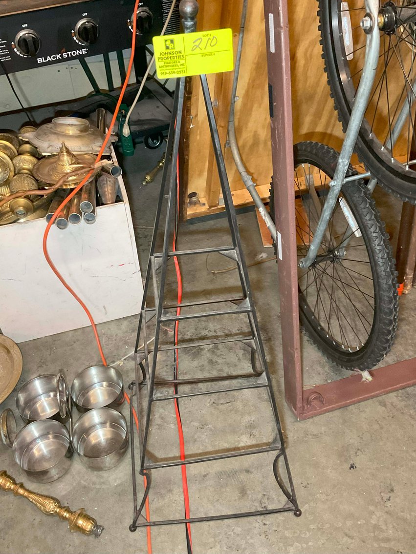 Image for Wedding Venue Provider and Decorator Auction Event!