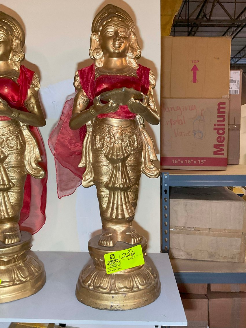 Image for Wedding Venue Provider and Decorator Auction Event!