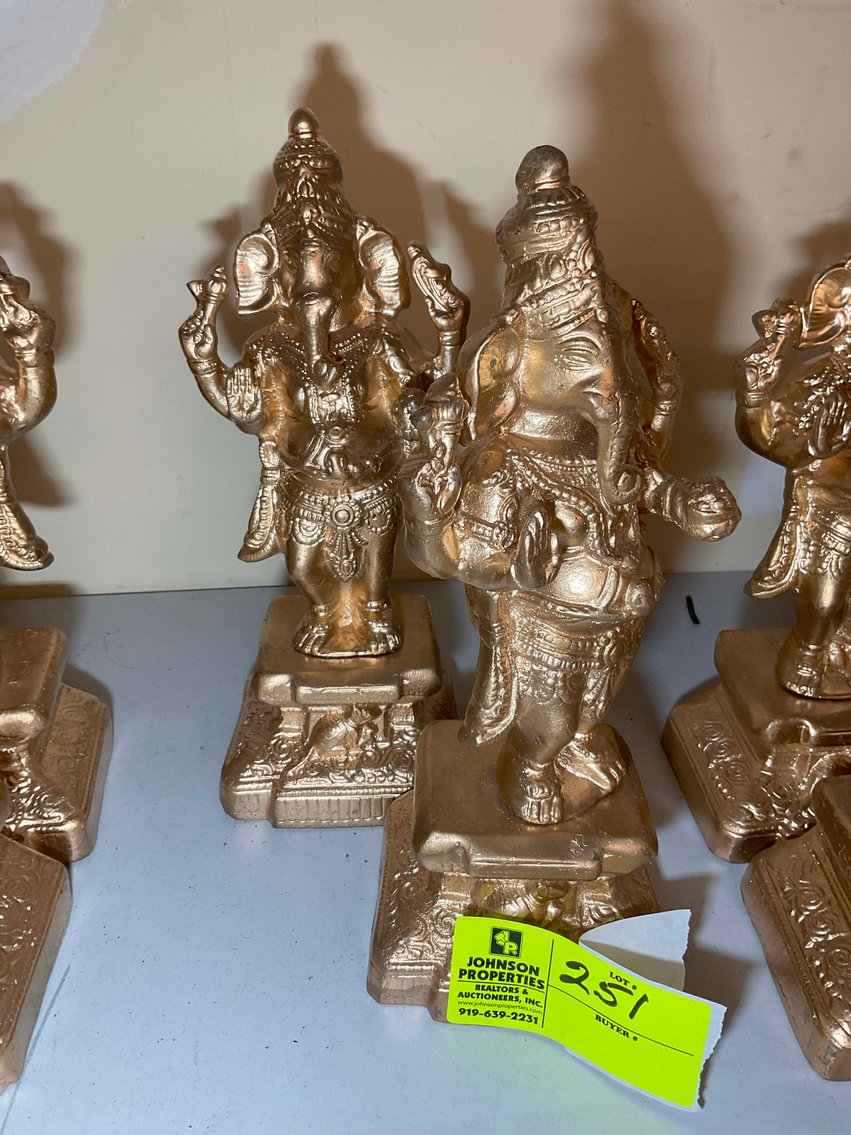 Image for Wedding Venue Provider and Decorator Auction Event!