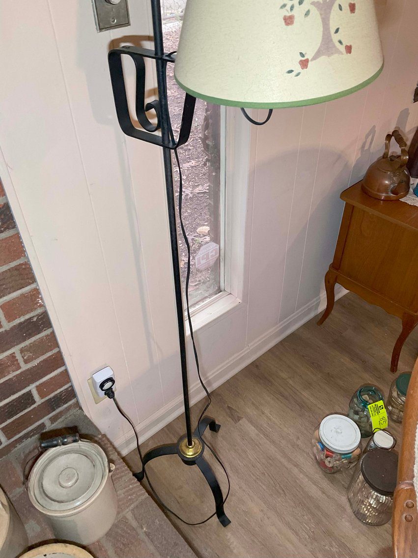 Image for Online Only Living Estate with Antiques! (Name withheld by request)