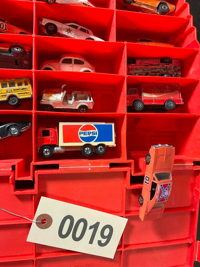 Image for Vintage Toys, Tractors, Petroliana Collectables and More!