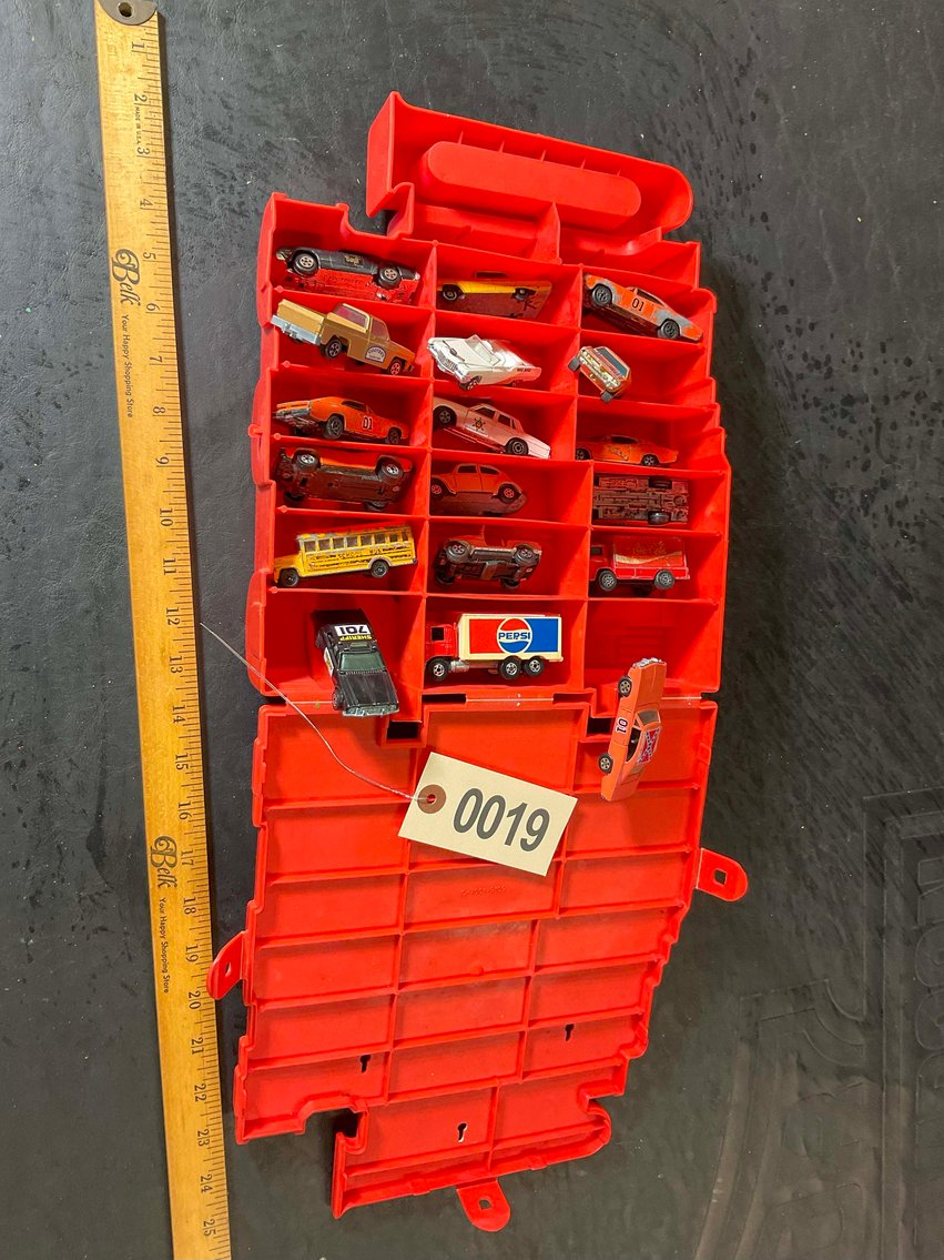 Image for Vintage Toys, Tractors, Petroliana Collectables and More!