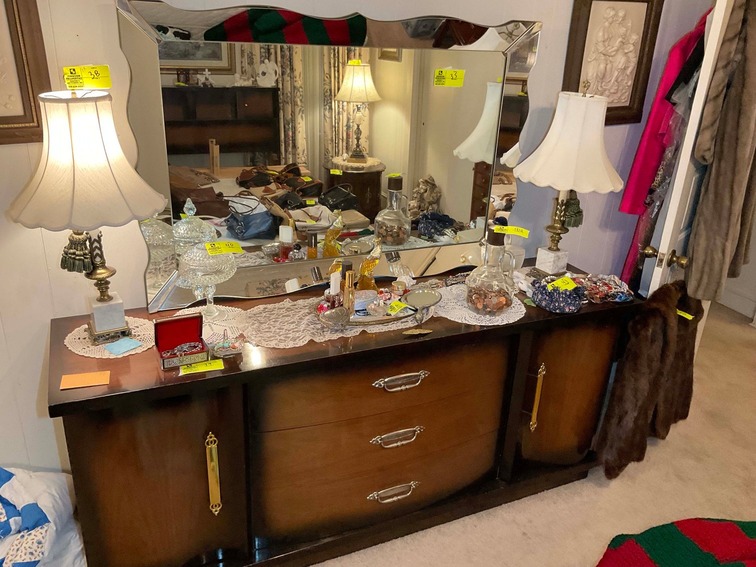 Image for Complete contents of a home in Erwin selling in an online absolute auction!