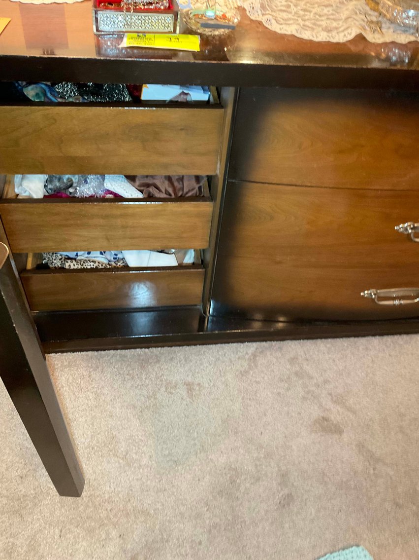 Image for Complete contents of a home in Erwin selling in an online absolute auction!