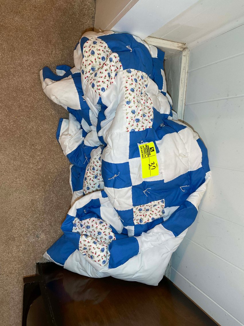 Image for Complete contents of a home in Erwin selling in an online absolute auction!