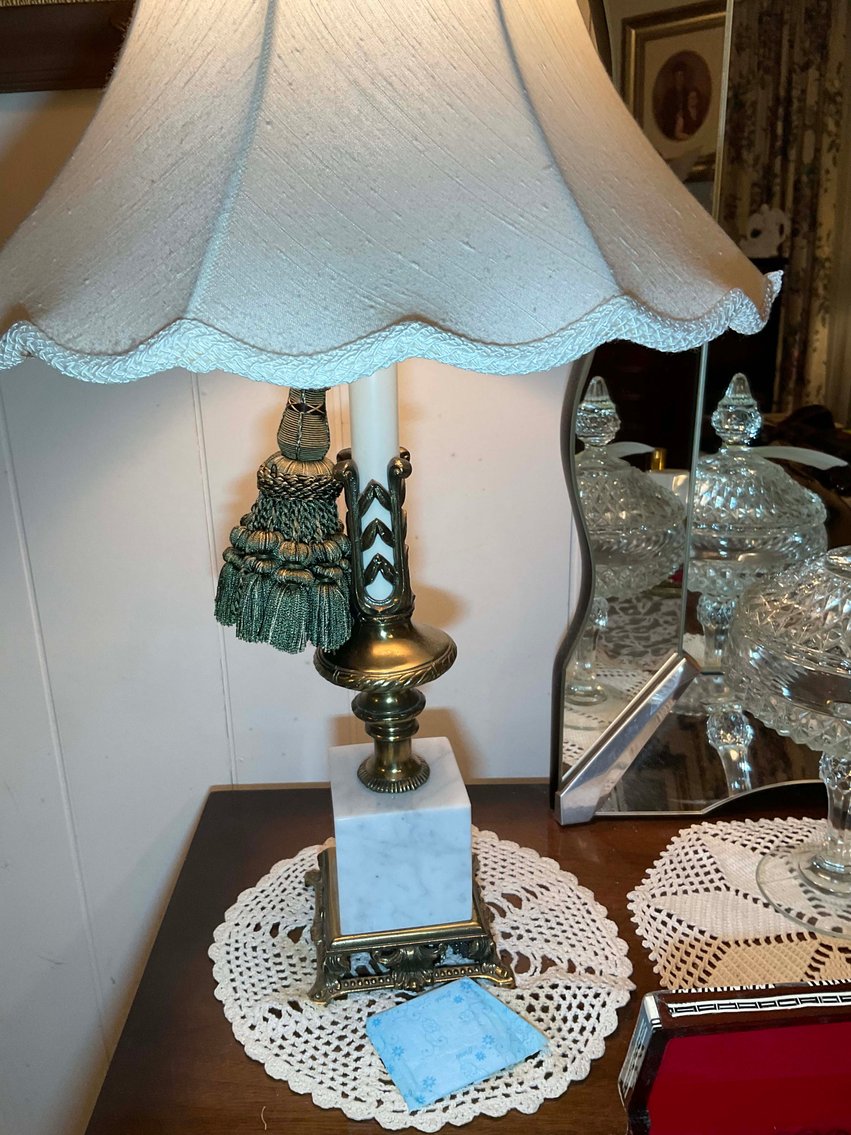 Image for Complete contents of a home in Erwin selling in an online absolute auction!