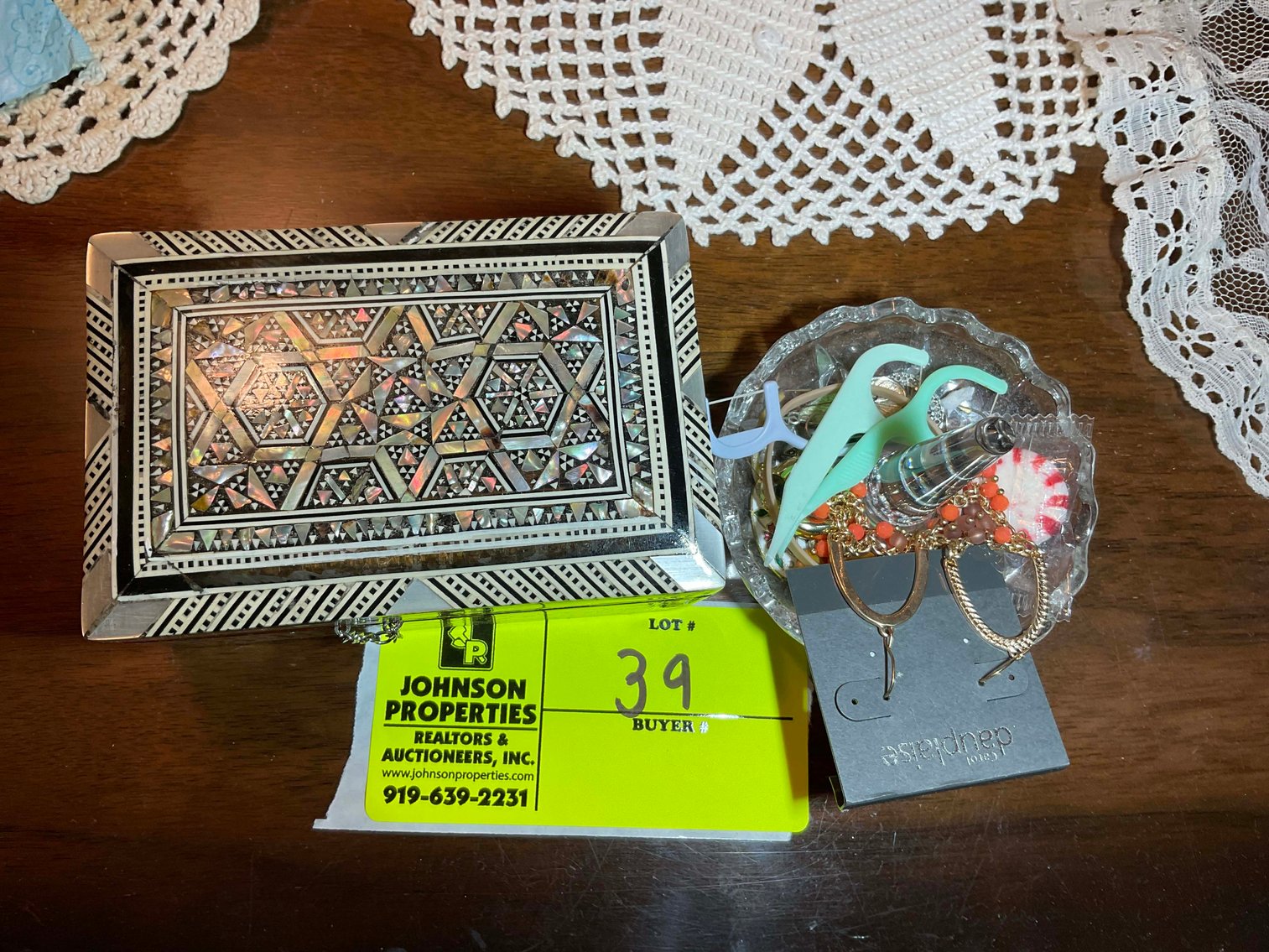 Image for Complete contents of a home in Erwin selling in an online absolute auction!