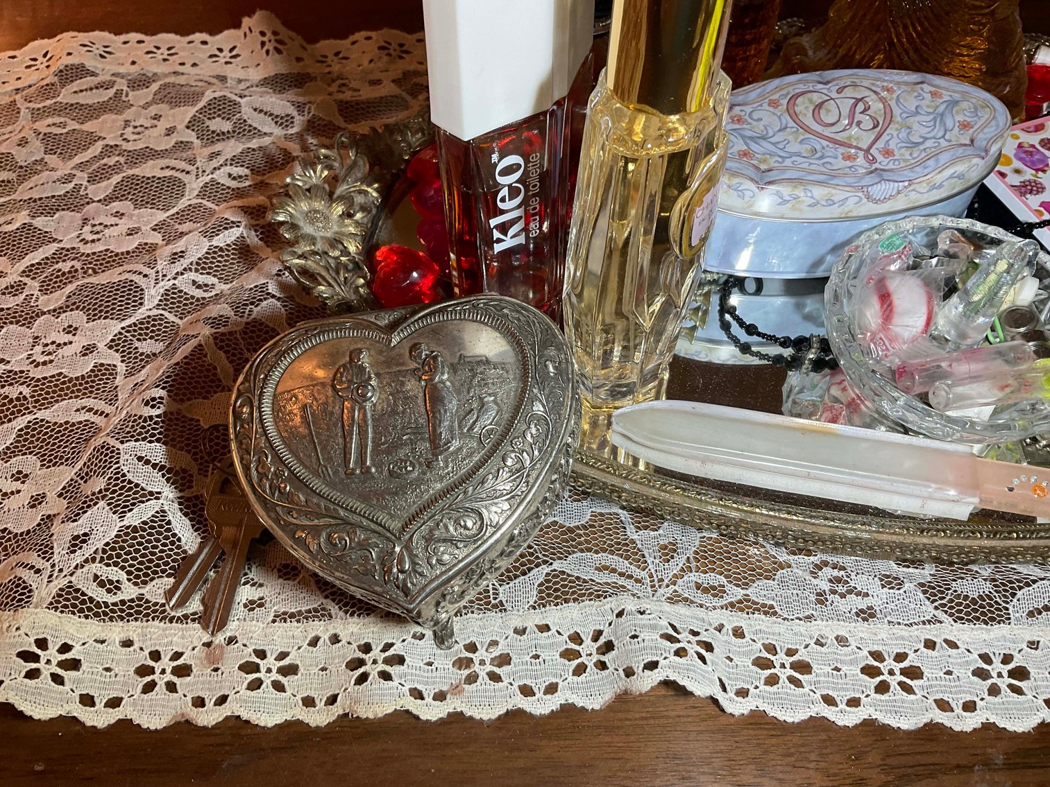 Image for Complete contents of a home in Erwin selling in an online absolute auction!