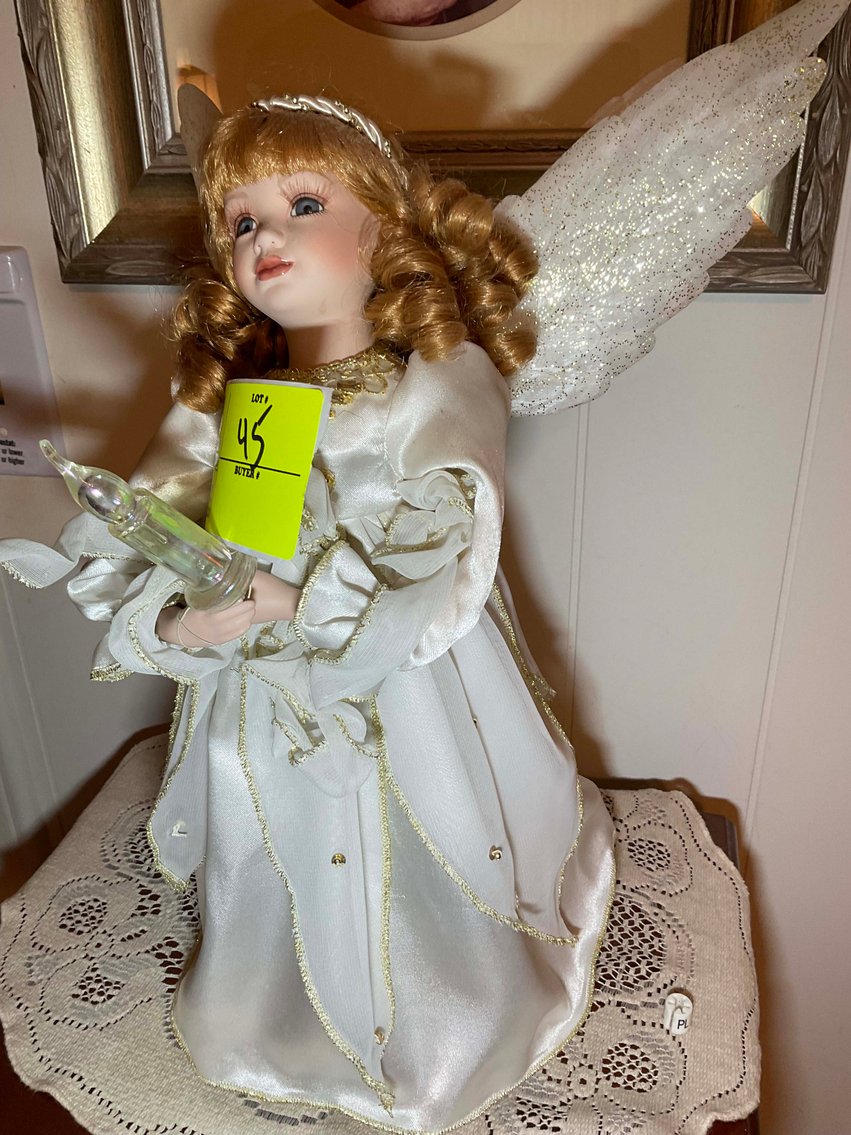 Image for Complete contents of a home in Erwin selling in an online absolute auction!