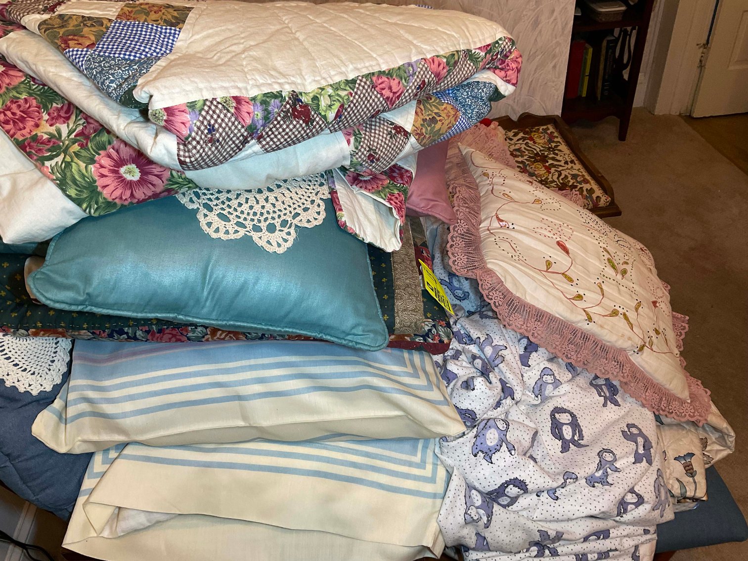 Image for Complete contents of a home in Erwin selling in an online absolute auction!