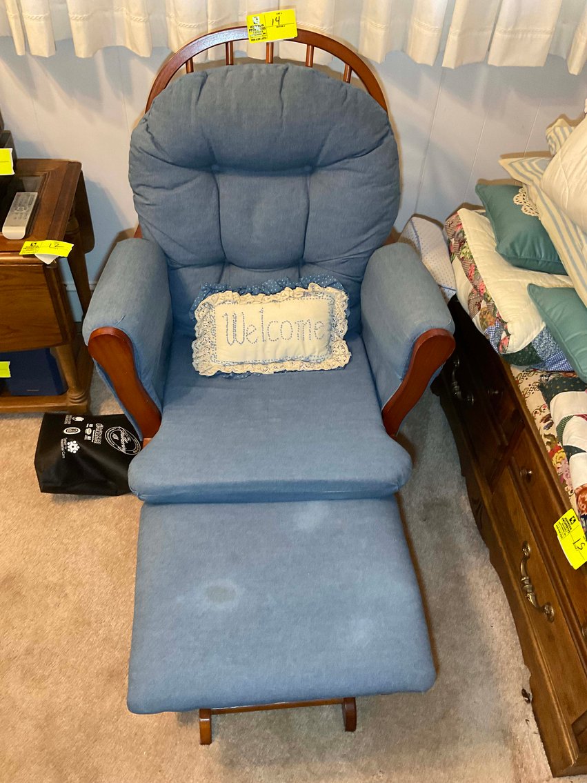 Image for Complete contents of a home in Erwin selling in an online absolute auction!