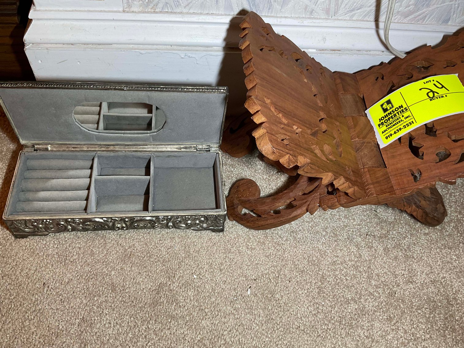 Image for Complete contents of a home in Erwin selling in an online absolute auction!