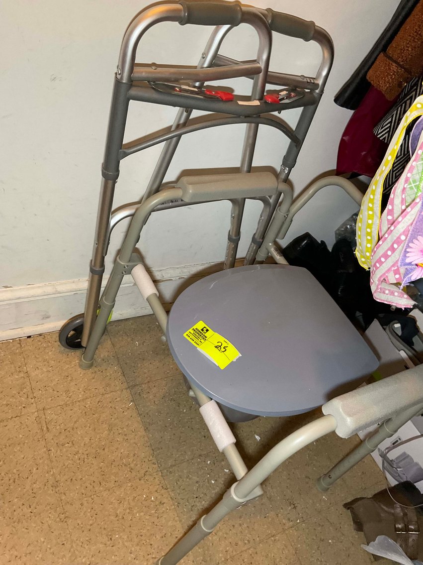 Image for Complete contents of a home in Erwin selling in an online absolute auction!