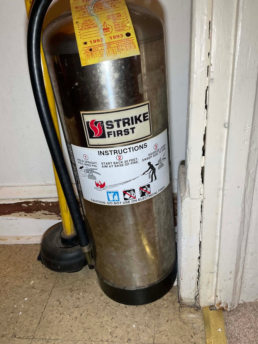 Image for Complete contents of a home in Erwin selling in an online absolute auction!