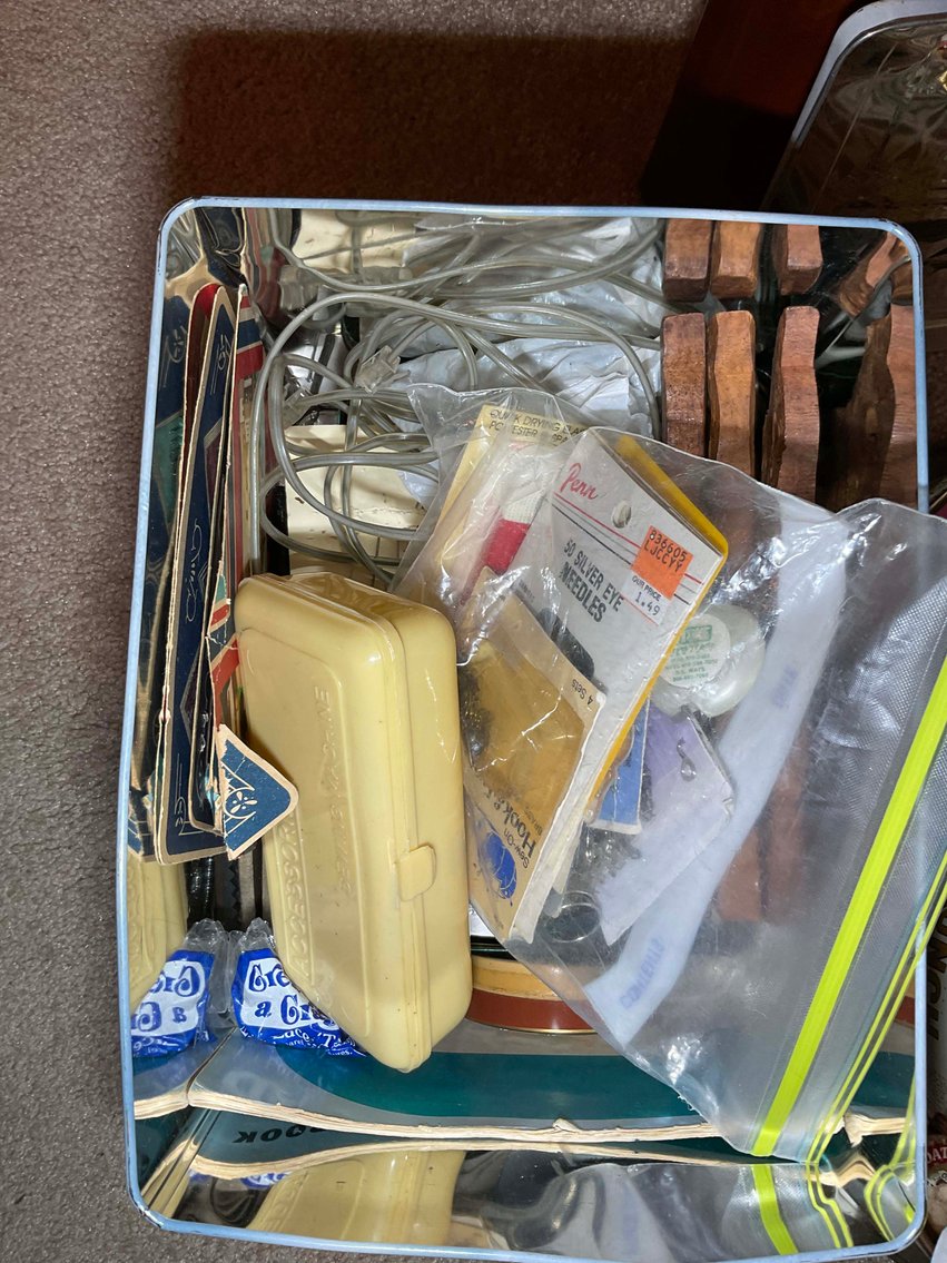 Image for Complete contents of a home in Erwin selling in an online absolute auction!