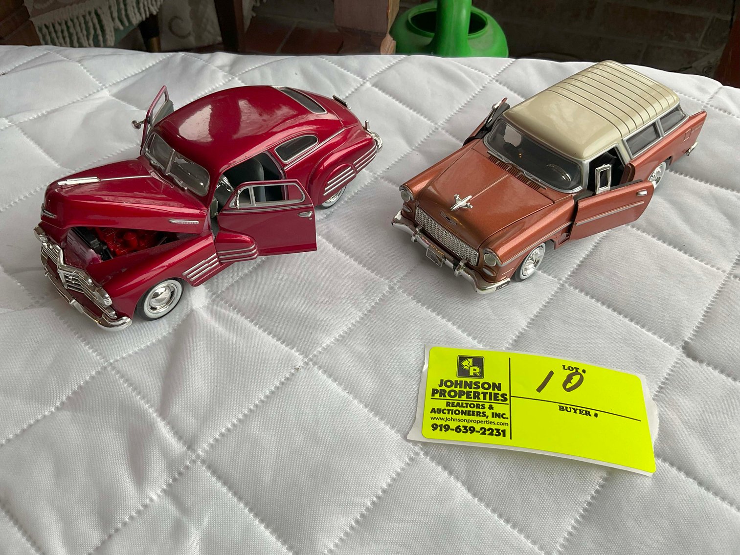 Image for Madura Estate (deceased) Collectible Die Cast Car Auction