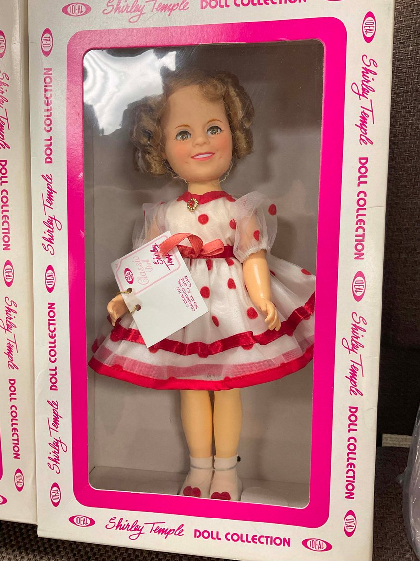 Image for Online only Living Estate Auction with Antiques, Vintage Toys and more!