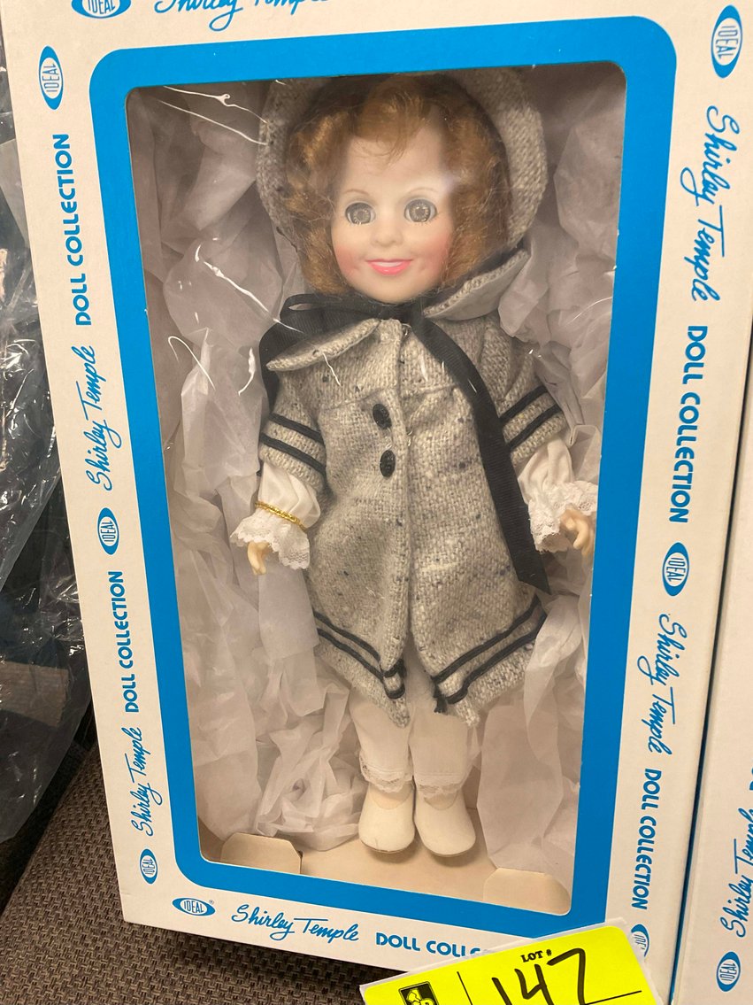 Image for Online only Living Estate Auction with Antiques, Vintage Toys and more!