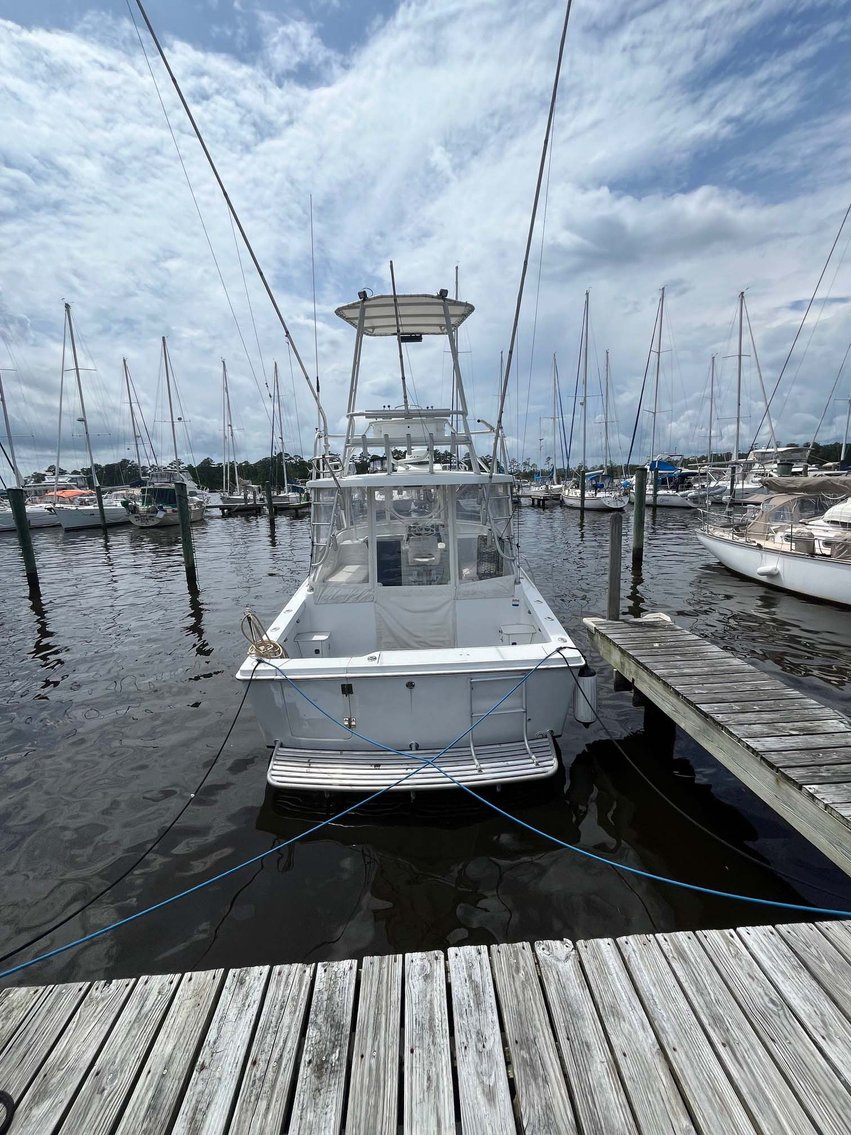 Image for Mid 90s Luhrs 29 Open Sportfisher