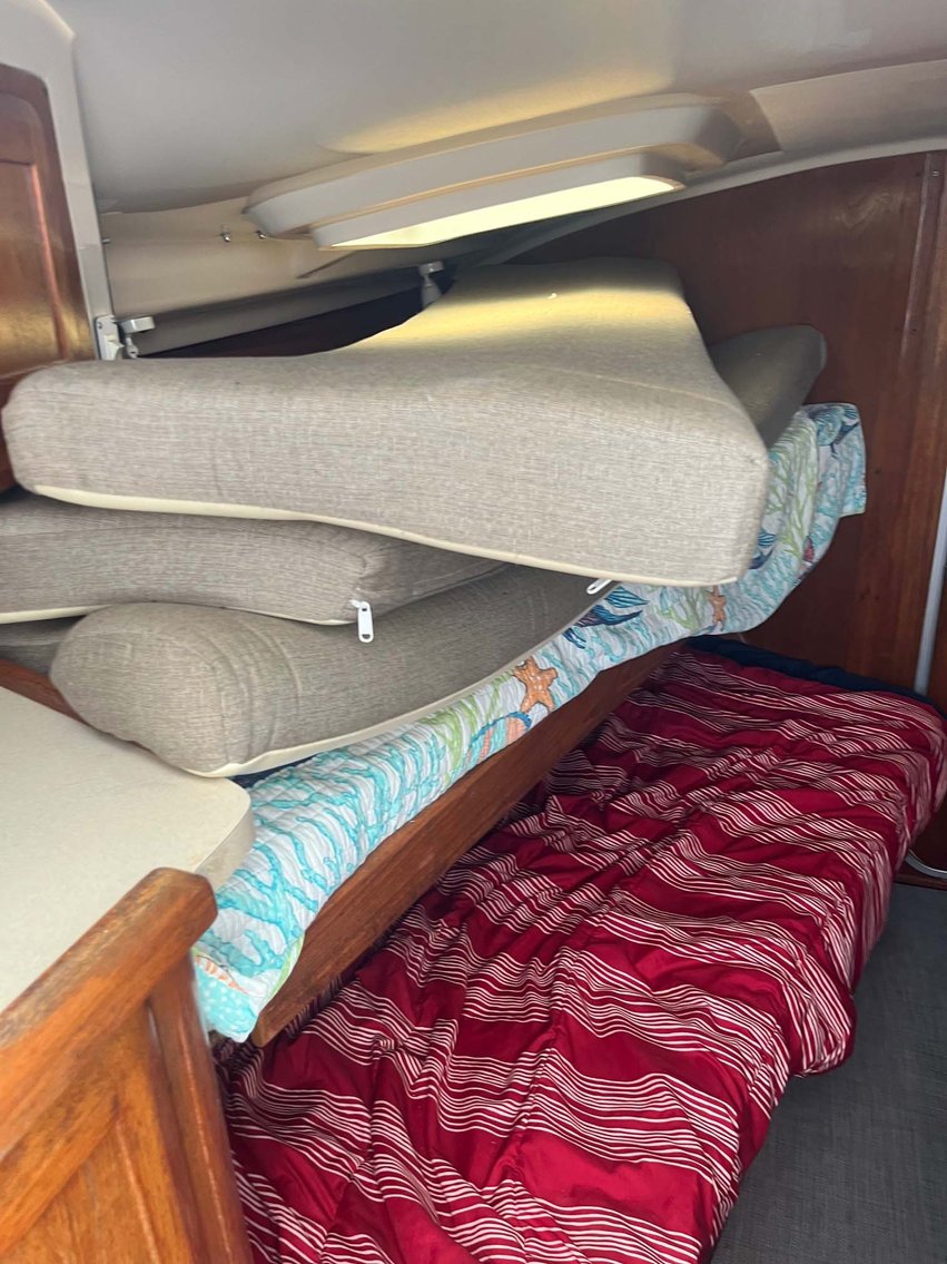 Image for Mid 90s Luhrs 29 Open Sportfisher