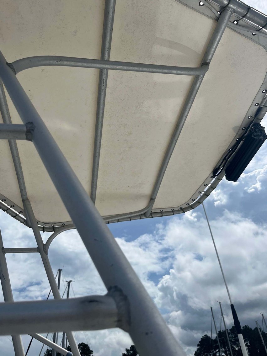 Image for Mid 90s Luhrs 29 Open Sportfisher