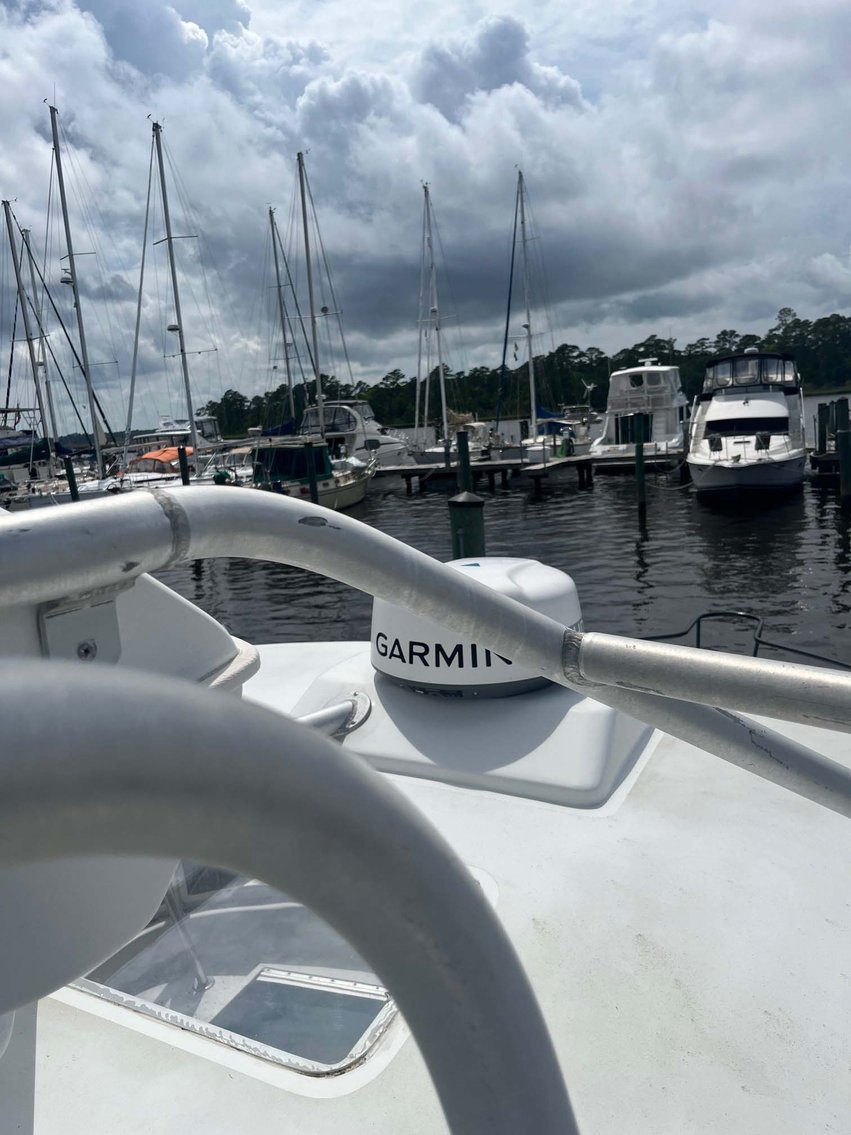 Image for Mid 90s Luhrs 29 Open Sportfisher