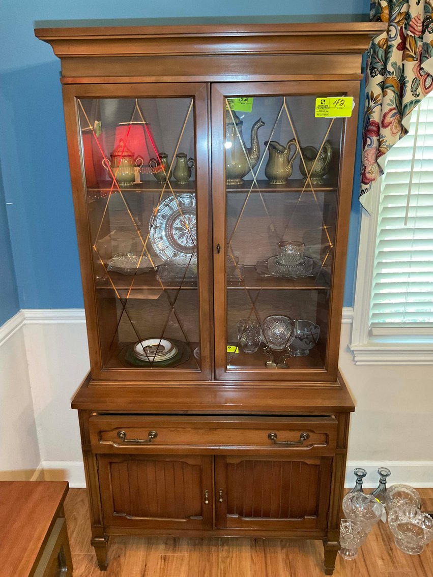 Image for Living Estate Auction for all contents of a Brick Ranch Home! (Name withheld at owners request)