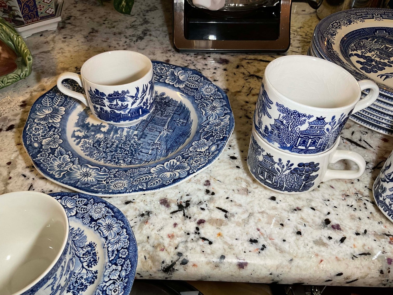 Image for Living Estate Auction for all contents of a Brick Ranch Home! (Name withheld at owners request)