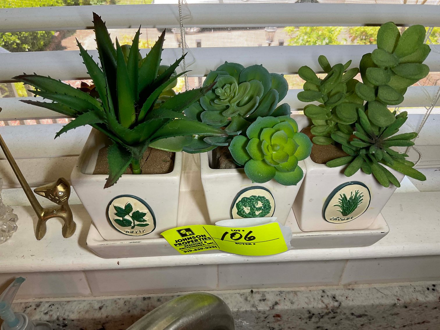 Image for Living Estate Auction for all contents of a Brick Ranch Home! (Name withheld at owners request)