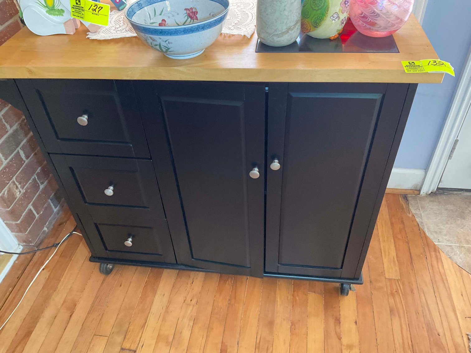 Image for Living Estate Auction for all contents of a Brick Ranch Home! (Name withheld at owners request)