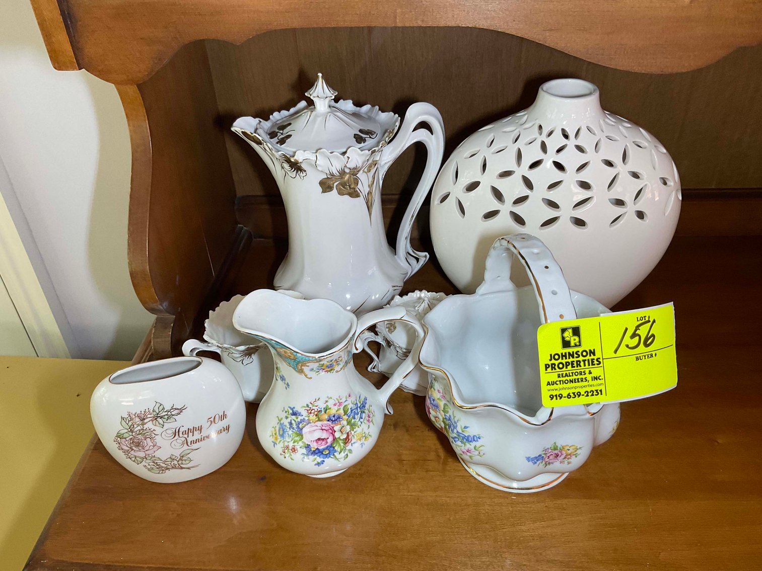 Image for Living Estate Auction for all contents of a Brick Ranch Home! (Name withheld at owners request)