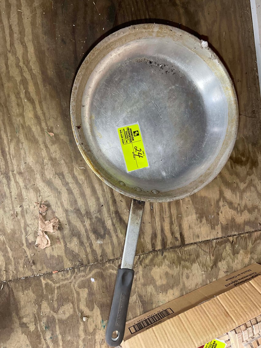Image for Offering all of the Contents from a Local Group Home in this Absolute Online Auction!