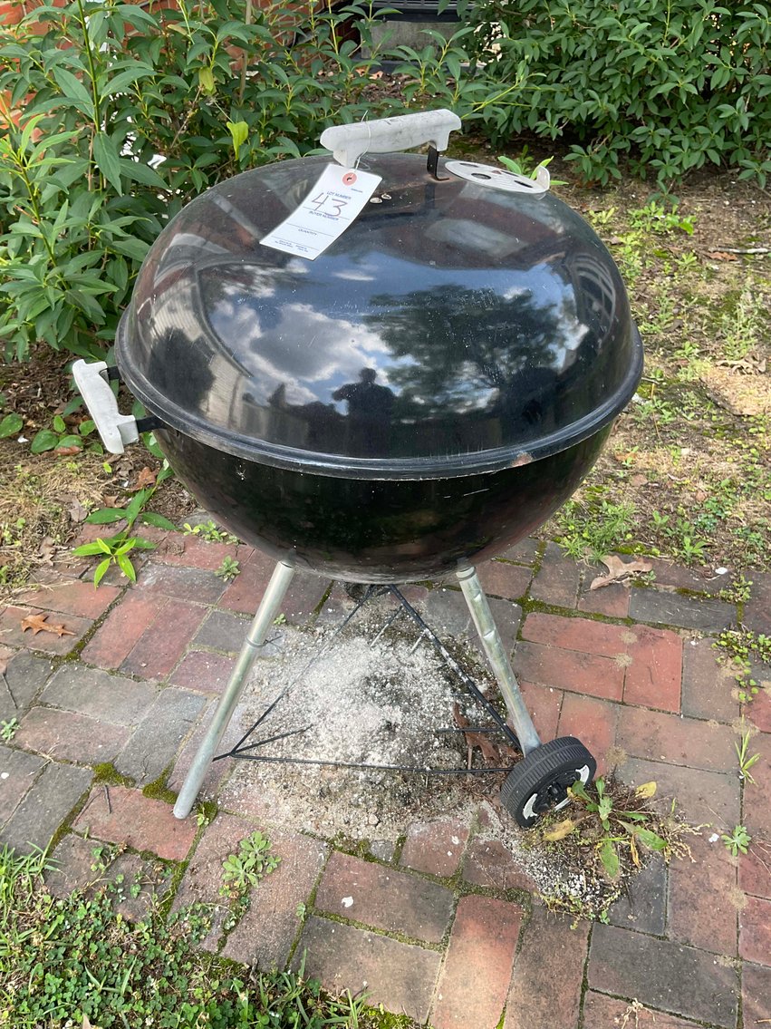 Image for Offering all of the Contents from a Local Group Home in this Absolute Online Auction!