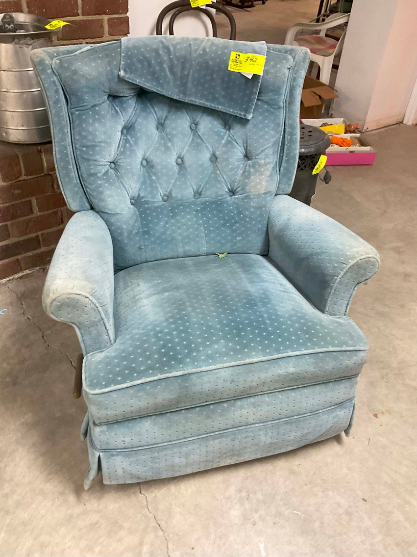 Image for Living Estate Auction for all contents of a Brick Ranch Home! (Name withheld at owners request)