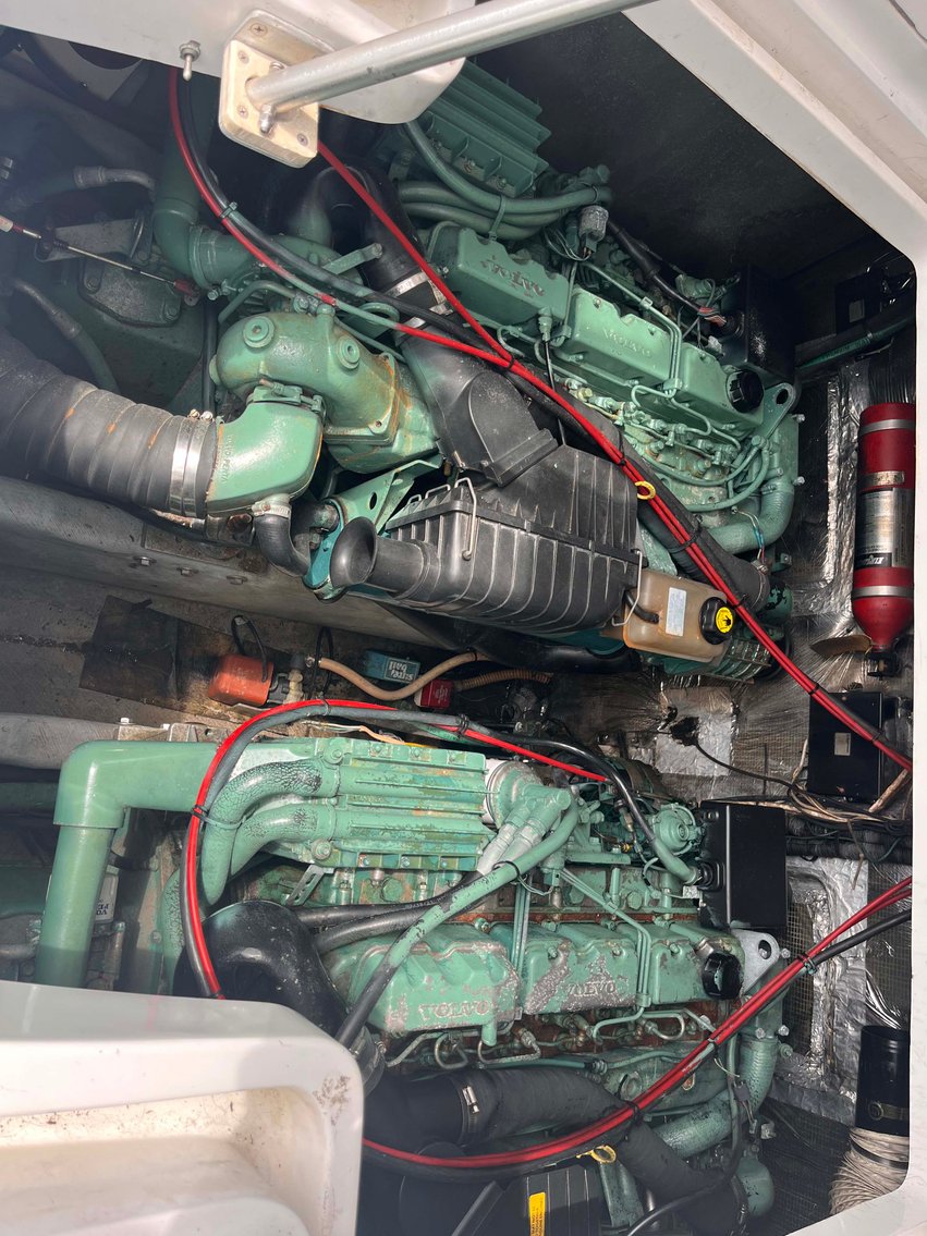 Image for Mid 90s Luhrs 29 Open Sportfisher