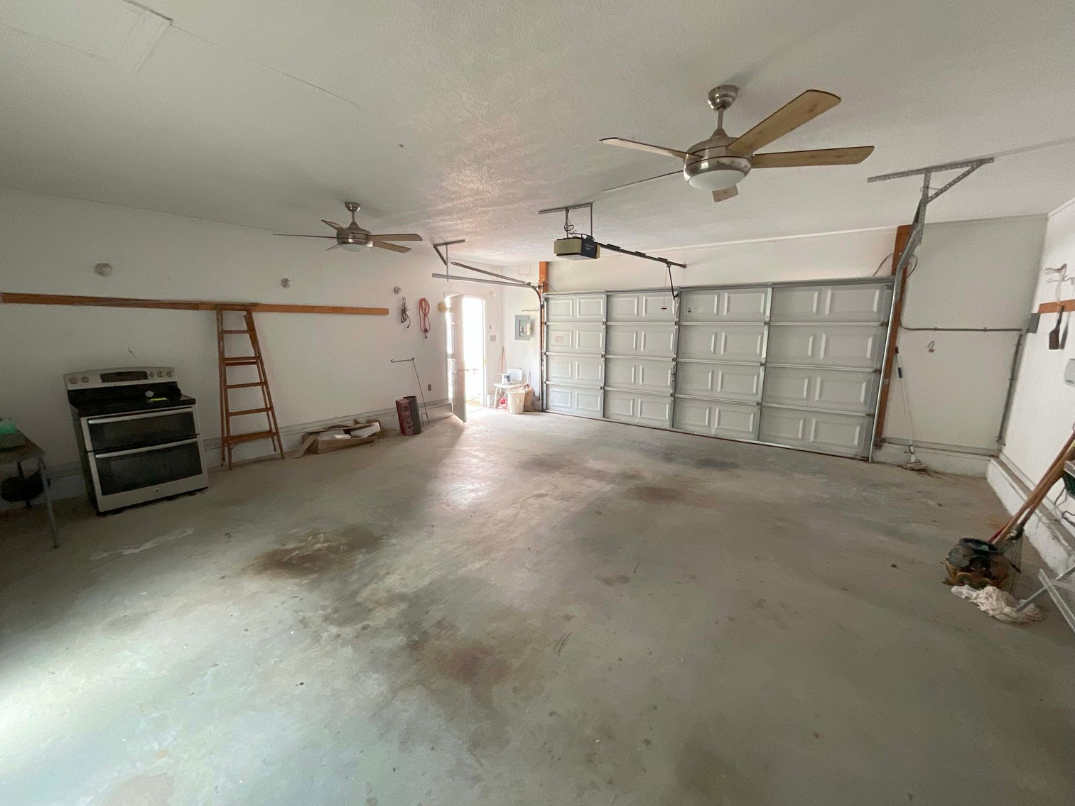 Image for The Betty Schafer Estate (deceased) Sanford Manufactured Home Auction!