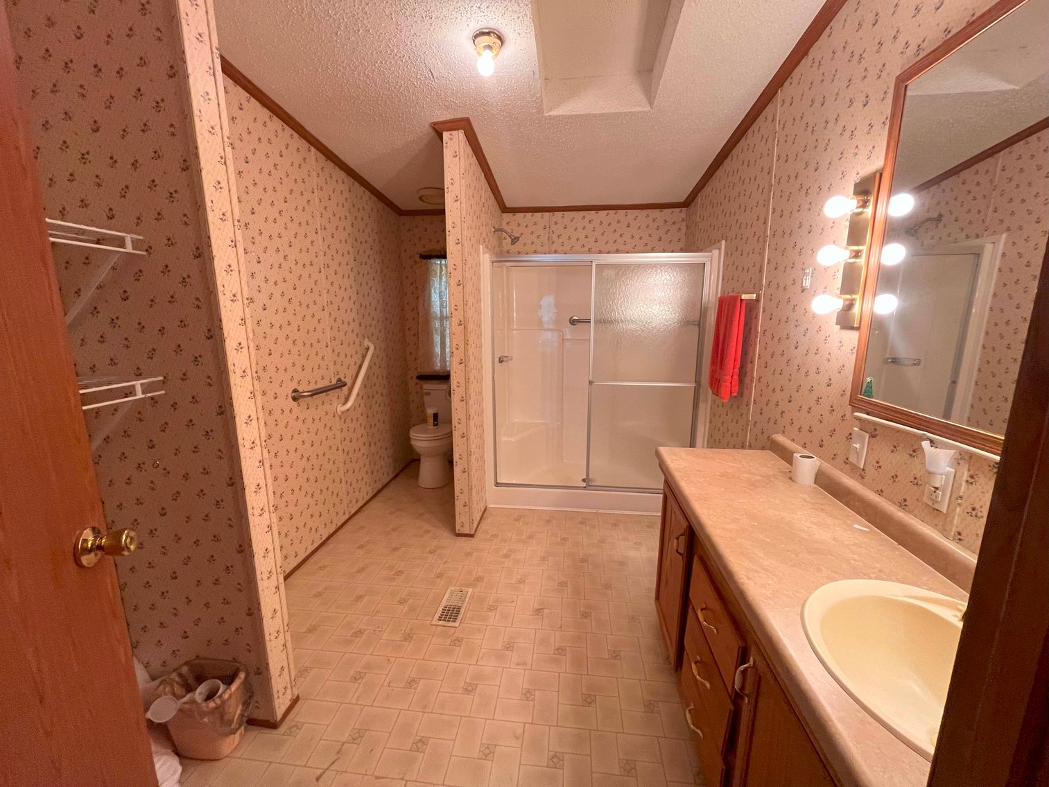 Image for The Betty Schafer Estate (deceased) Sanford Manufactured Home Auction!