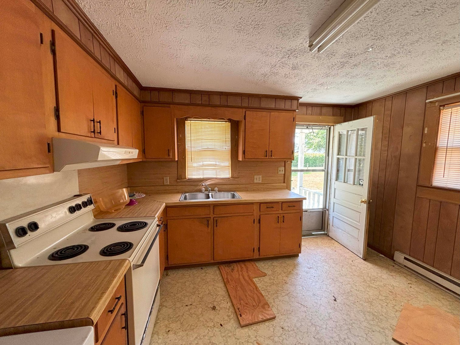 Image for Huge Rental and Investment Property Auction with 17 Different Properties in this Live / Online /Simulcast Event!