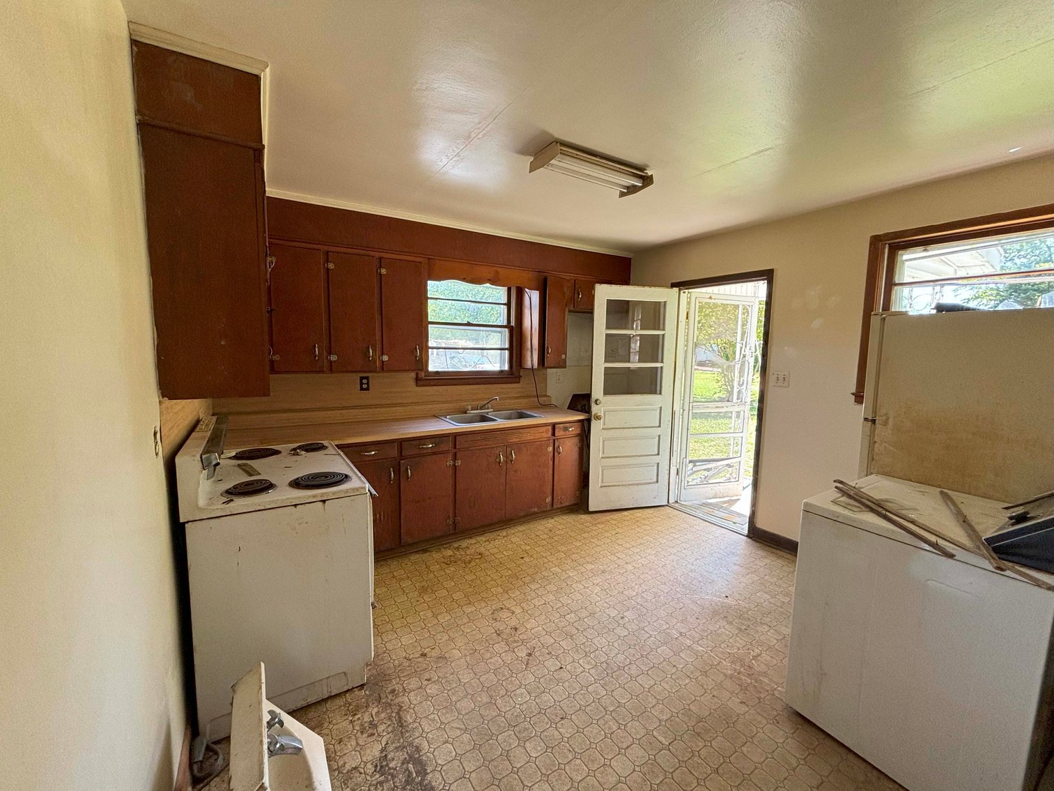 Image for Huge Rental and Investment Property Auction with 17 Different Properties in this Live / Online /Simulcast Event!